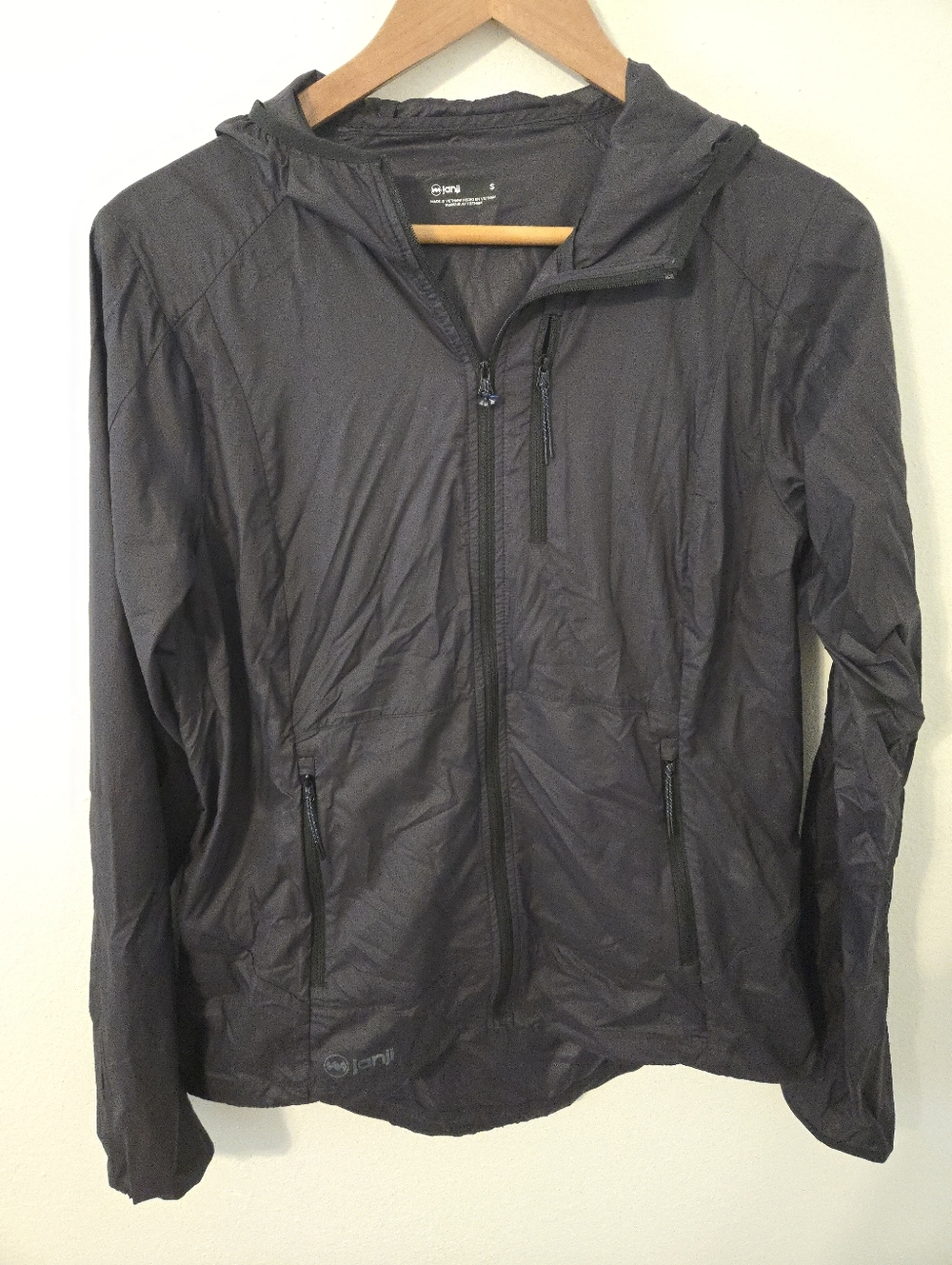 Janji Zephyrunner Wind Shell Jacket Womens Small Lightweight Black